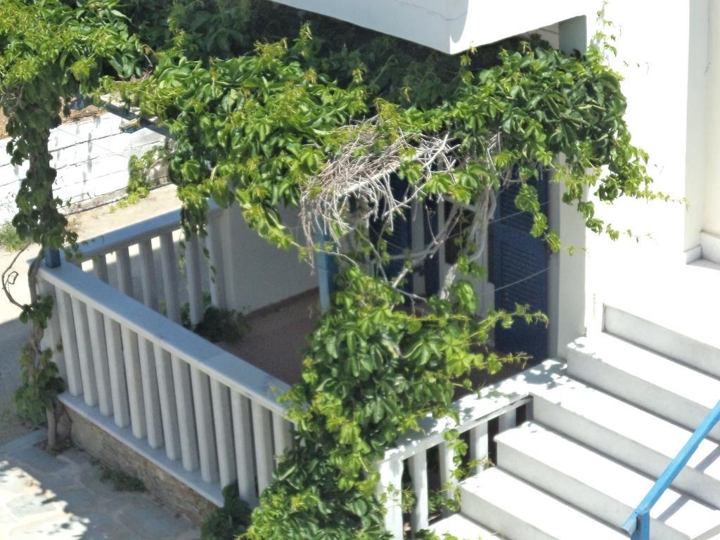 O Fotis Aparthotel Agios Prokopios  Kamer foto