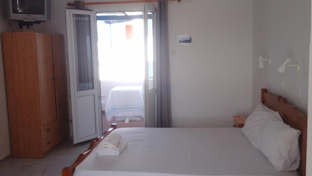O Fotis Aparthotel Agios Prokopios  Buitenkant foto